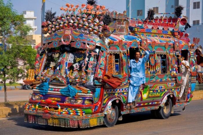 Интересный дизайн автомобилей в Пакистане (22 фото)