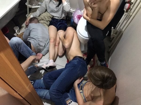 Пьянки, гулянки, вписки (41 фото)