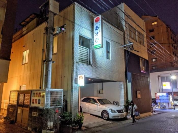 Маленький секрет самого дешевого отеля Японии (6 фото)