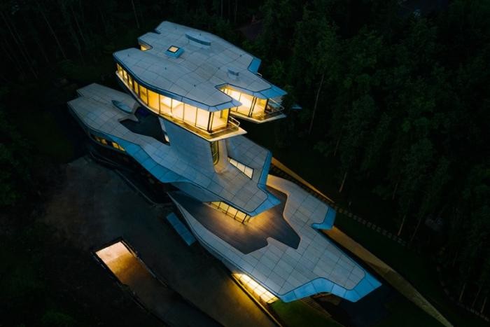 Владислав Доронин продает свой дом за 6,5 миллиардов (11 фото)