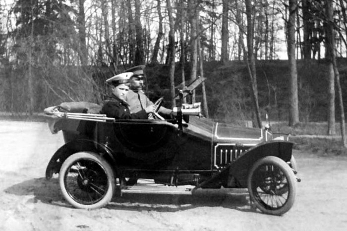 Автопарк императора Николая II (5 фото)