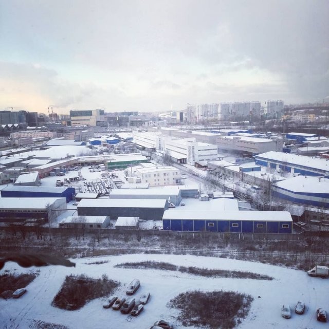 В Петербурге снова плохо убирают снег (9 фото)