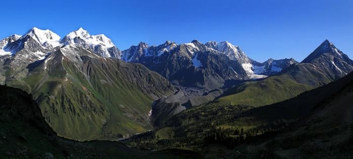 Символ Алтая и самая высокая гора Алтая и Сибири (26 фото)