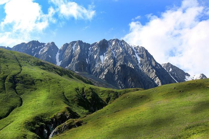 Символ Алтая и самая высокая гора Алтая и Сибири (26 фото)