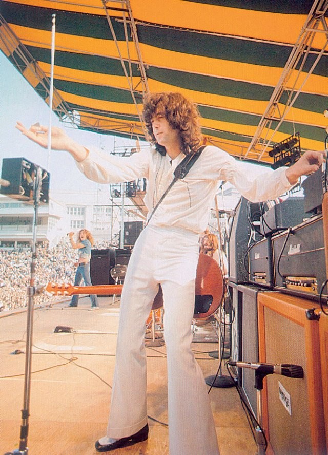 Джеймсу Патрику Пейджу основателю группы Led Zeppelin 76 лет (13 фото)