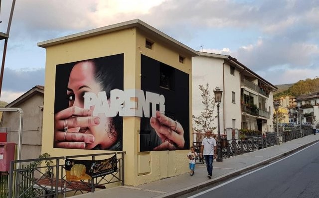 На эти граффити в Милане стоит смотреть внимательнее (10 фото)
