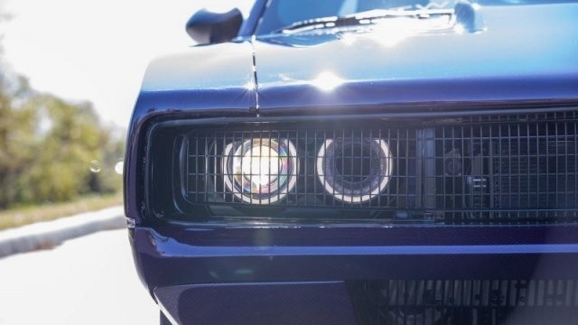 Dodge Challenger Hellcat в кузове из углеродного волокна (19 фото)