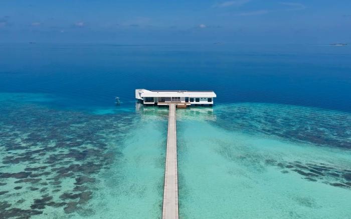 Подводная вилла в отеле на Мальдивах (19 фото)