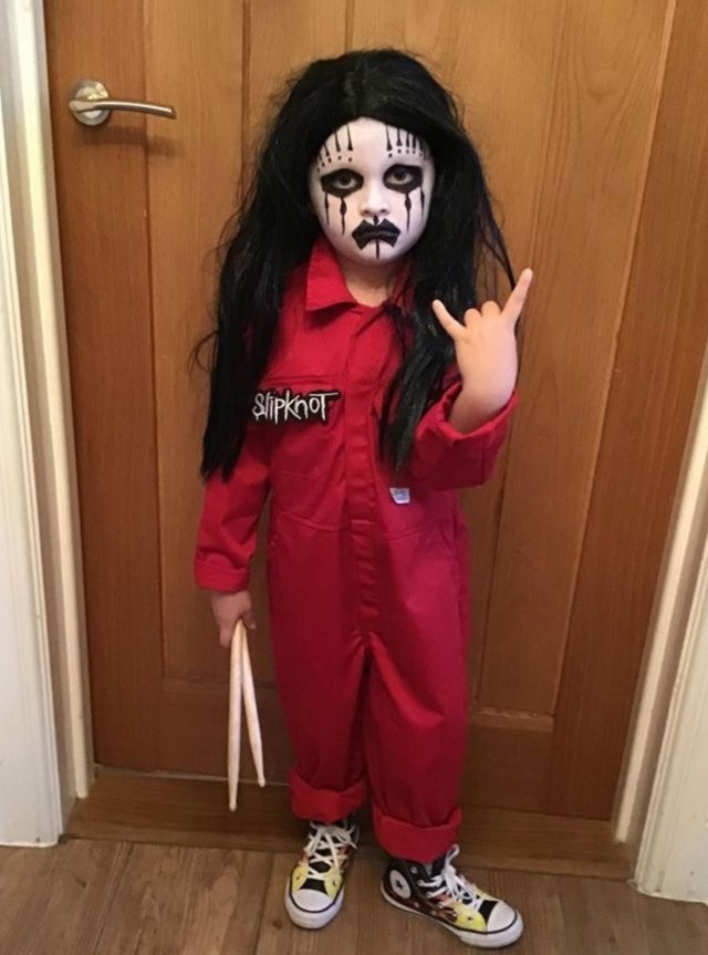 Пятилетний фанат Slipknot настолько впечатлил группу (3 фото)