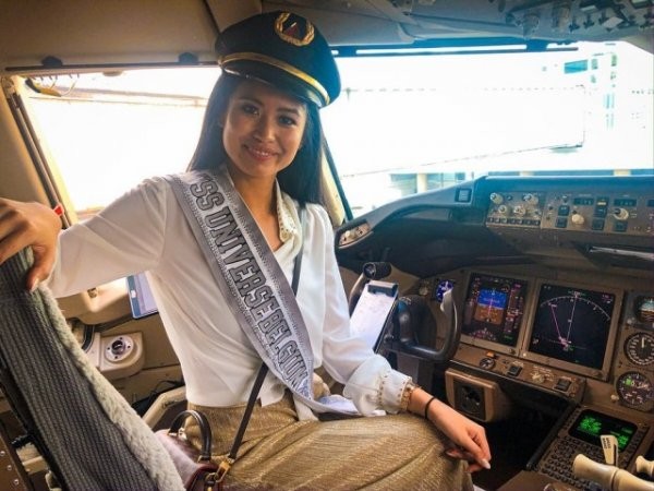 "Мисс Бельгии", которая стала пилотом (16 фото)