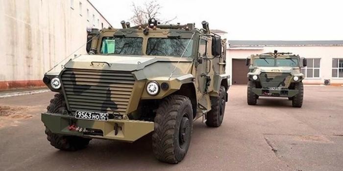 Новый броневик для армии и полиции России (2 фото)