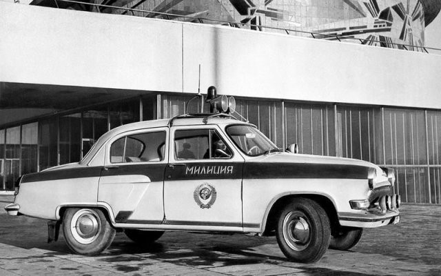 Машины советской милиции (15 фото)