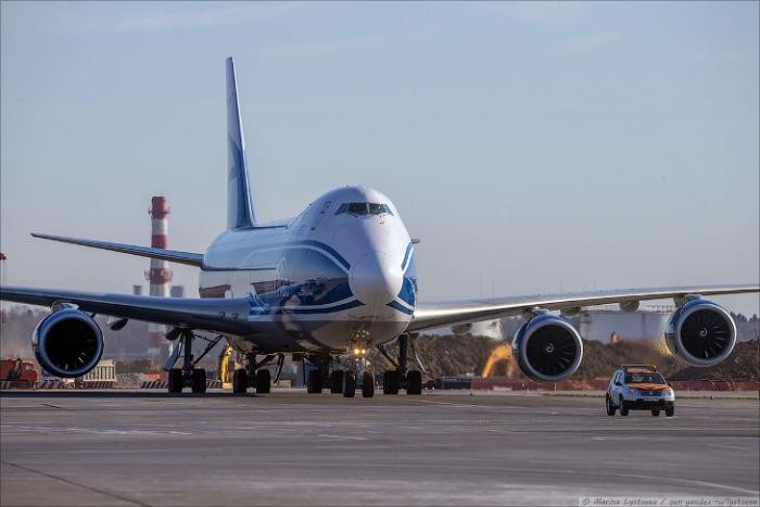 Как дезинфицируют Боинг-747 (26 фото)