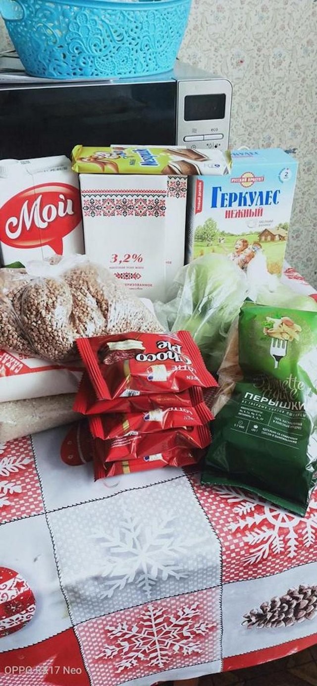 Продуктовые наборы для школьников России на период карантина (19 фото)