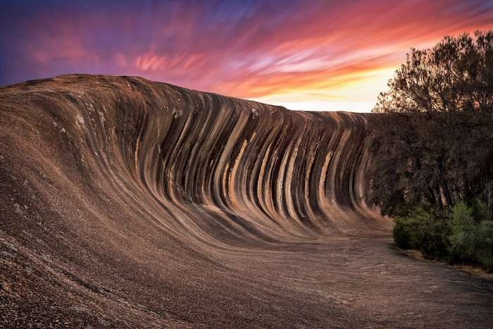 Поразительная каменная волна в Австралии (10 фото)