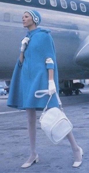 Стюардессы 60-70-х годов (10 фото)