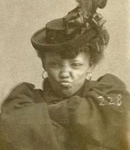 Фотографии из 1800-х годов, люди - веселые и улыбчивые (15 фото)