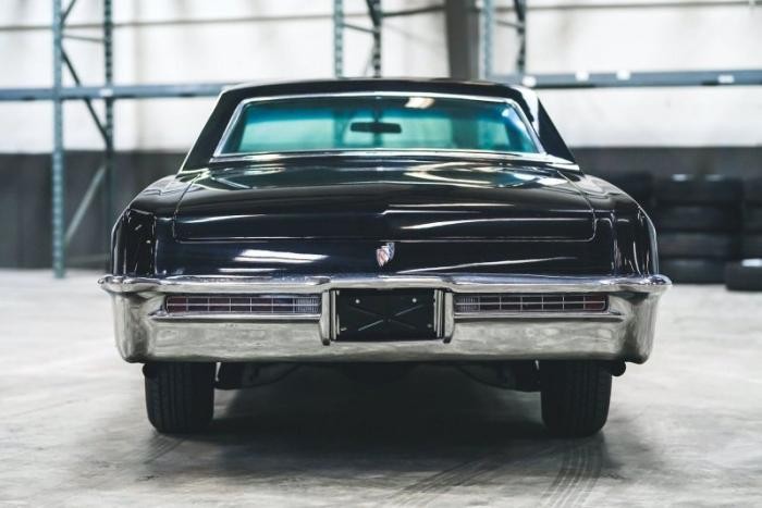 Buick Riviera 1965 – Настоящий злодейский автомобиль! (11 фото)