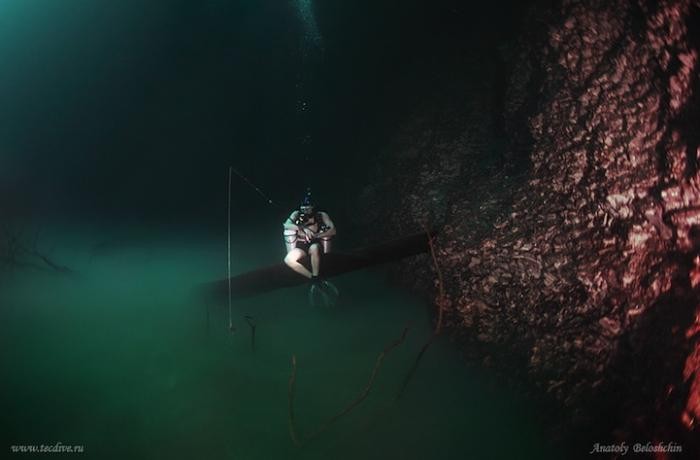 Таинственная подводная река Анхелита в Мексике (7 фото)