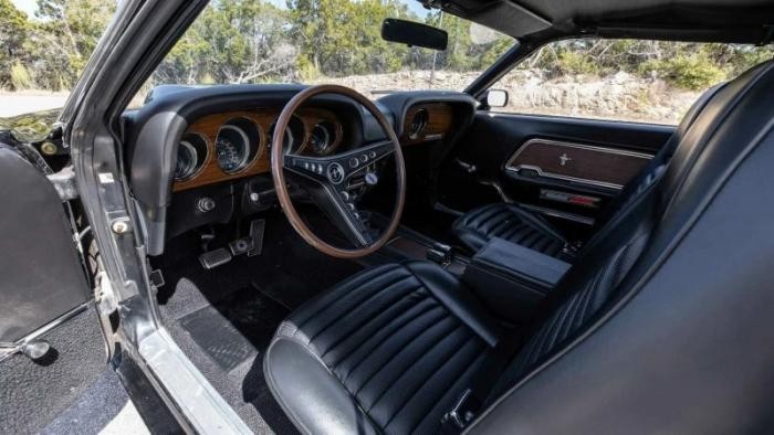 В продаже Ford Mustang Boss 429 Пола Уокера (11 фото)