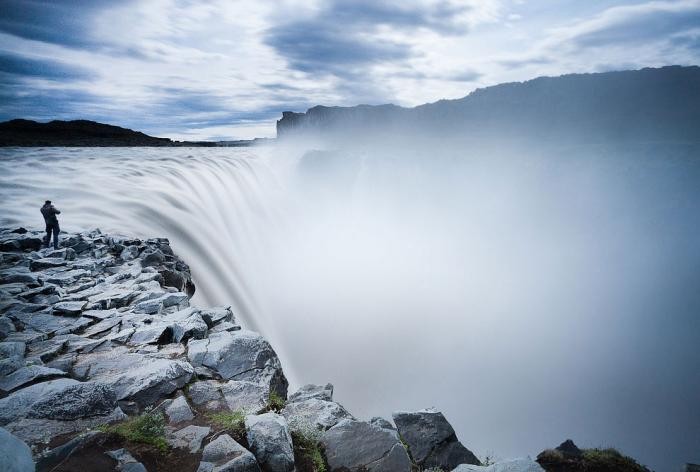 Мощнейший водопад в Европе (16 фото)