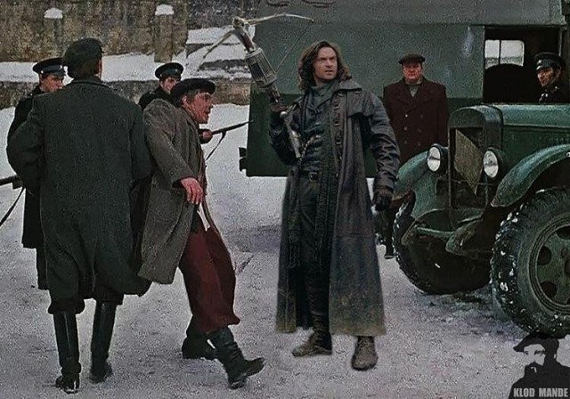Голливудских киногероев добавили в советские фильмы (15 фото)