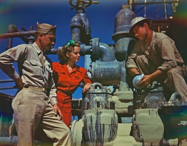 Индустриальные фотографии США 1940-х годов в цвете (15 фото)