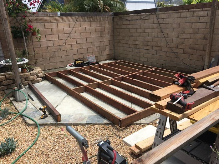 Мужчина из Калифорнии построил на заднем дворе кофейню (12 фото)
