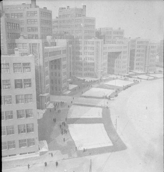 Какой была Москва в 1930-е годы (15 фото)