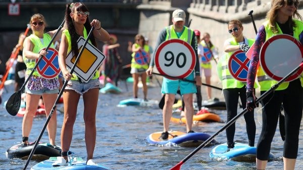 В Санкт-Петербурге прошел фестиваль "Фонтанка-SUP" (27 фото)