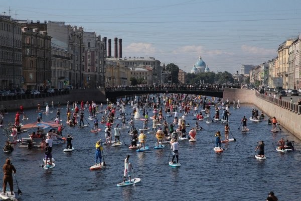 В Санкт-Петербурге прошел фестиваль "Фонтанка-SUP" (27 фото)