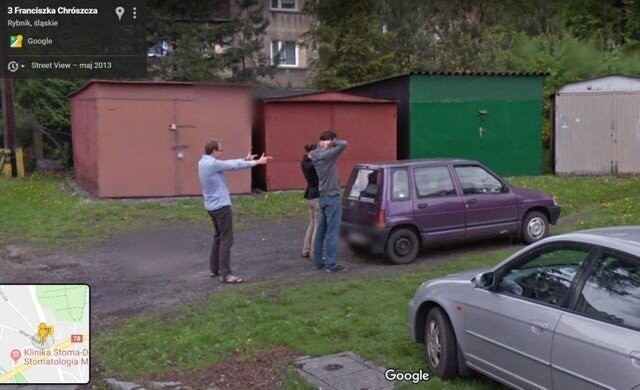 Неловкие моменты, найденные на Google Maps (15 фото)