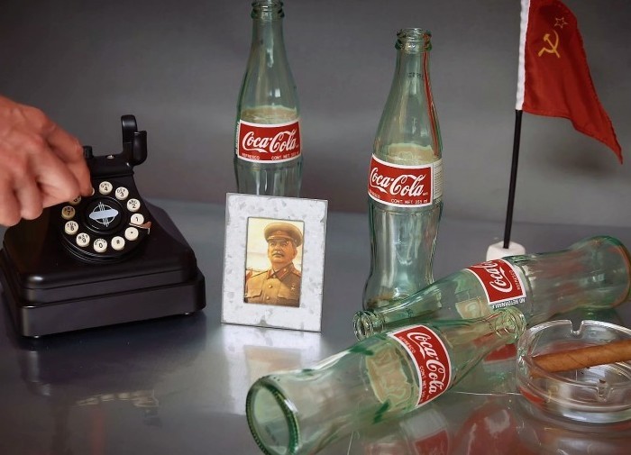 История появления в Советском Союзе бесцветной «Кока-Колы» (6 фото)