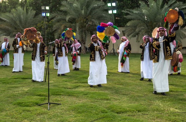 Традиции саудитов, непонятные для нас (10 фото)