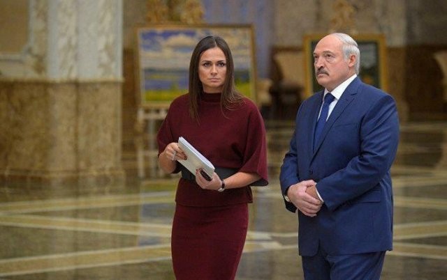 Наталья Эйсмонт - пресс-секретарь которая понимает Лукашенко (16 фото)