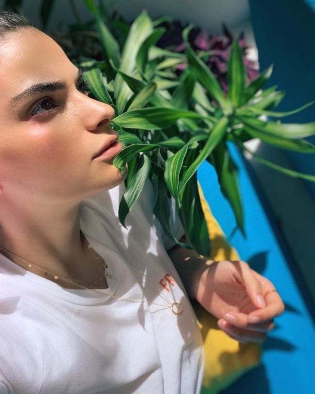 Теона Чачуа - грузинский двойник модели Кендалл Дженнер (17 фото)