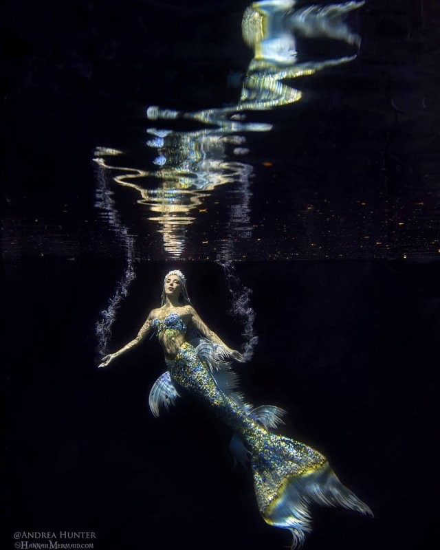 Ханна Фрейзер - настоящая русалка, которая вышла из моря (15 фото)