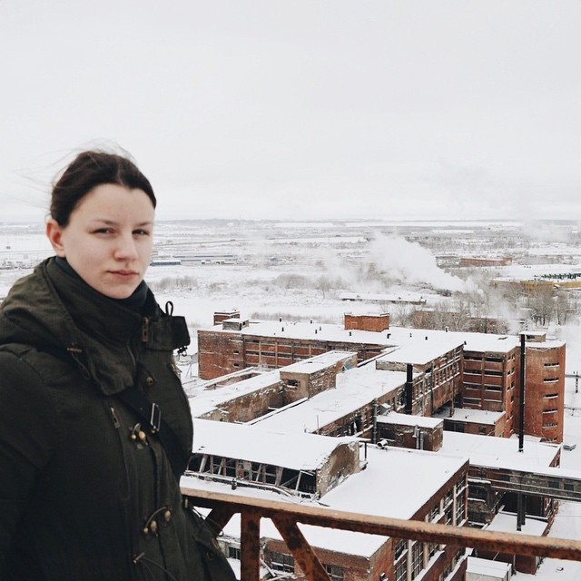 Екатерина Сергеева - петербурженка, которая мечтала стать машинистом электрички (12 фото)