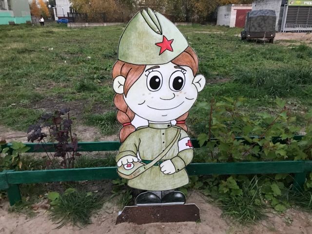 В Архангельске открыли "самую патриотичную" детскую площадку (10 фото)