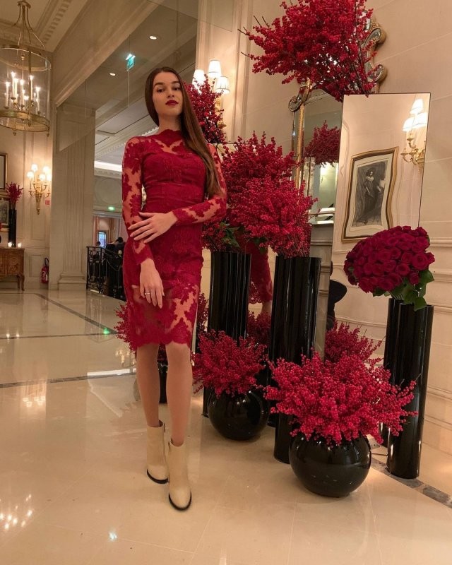 Анна Дурицкая - последняя любовь Бориса Немцова - как она живет сейчас? (15 фото