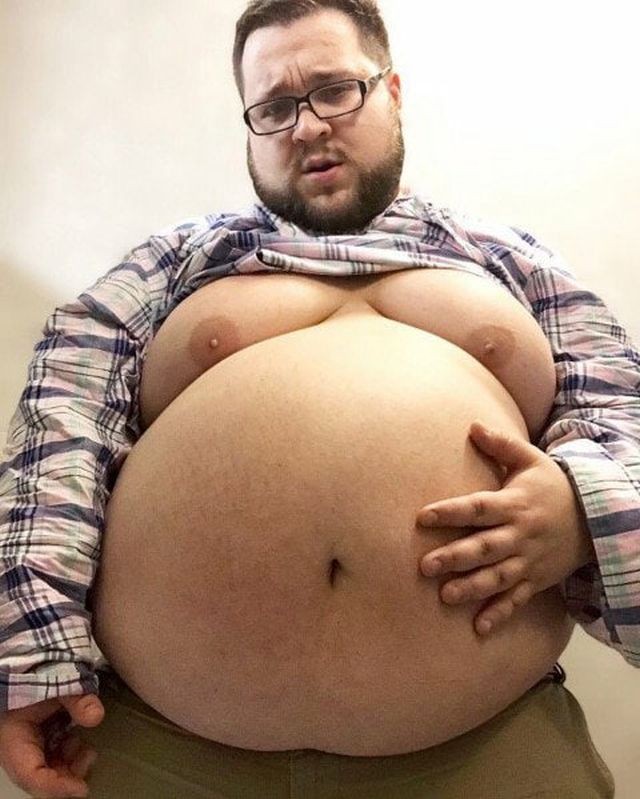 Спартан Паджа - 28-летний американец, который отъедается, чтобы весить столько же, сколько медведь гризли (6 фото)
