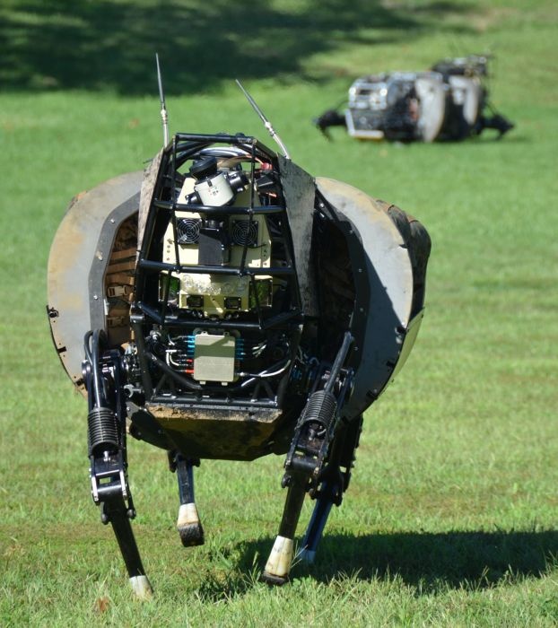 LS3: американские военные показали робота-помощника (26 фото)