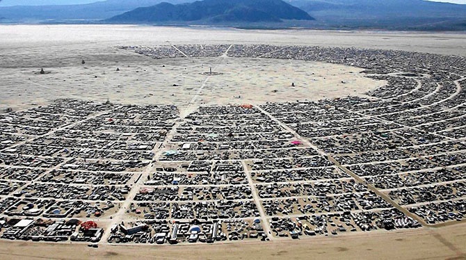Как прошел фестиваль Burning Man 2014 (20 фото)