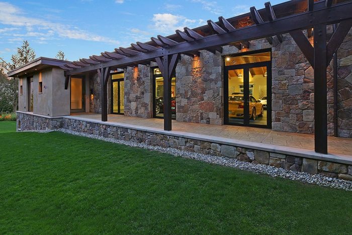 Как объединить гараж и жилой дом? (18 фото)