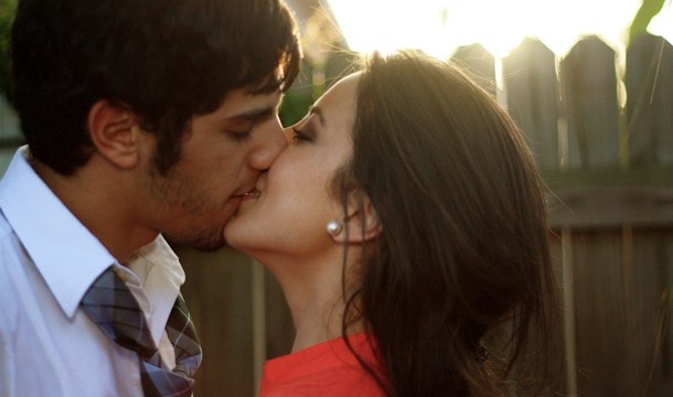 «Горячие» факты о поцелуях (14 фото)
