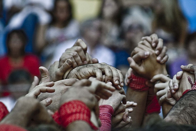 Как проходили соревнования «живых башен» (11 фото)