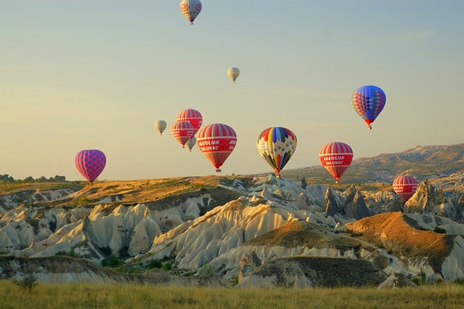 Самые зрелищные фестивали воздушных шаров (25 фото + 2 гифки)