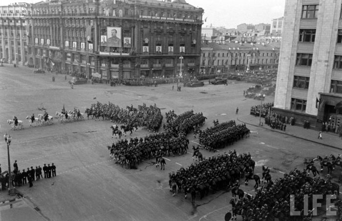 Фотографии Москвы 1947 года от журнала LIFE (36 фото)