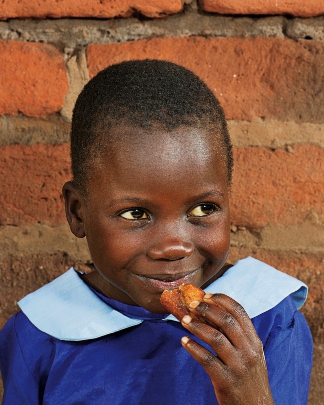 Что едят на завтрак дети со всего мира (22 фото)