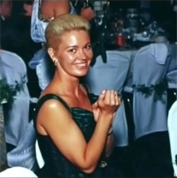 США: Золушка из России, отбывающая пожизненный срок (35 фото)